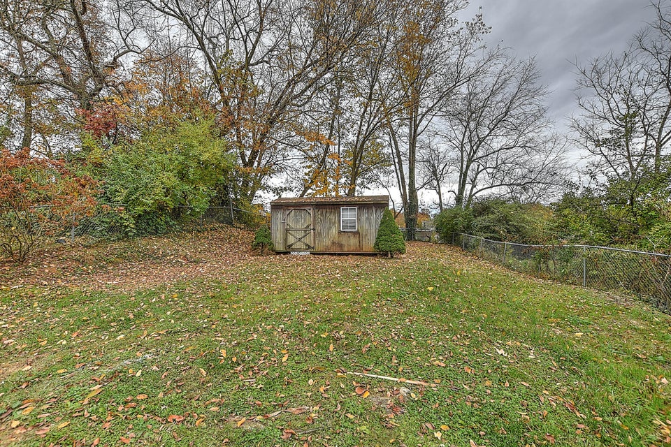 Photo #31: 1216 Kentucky Avenue
