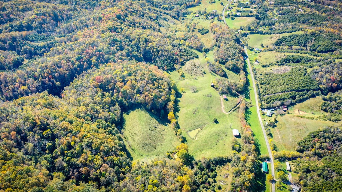 Photo #31: 425 Airport Road