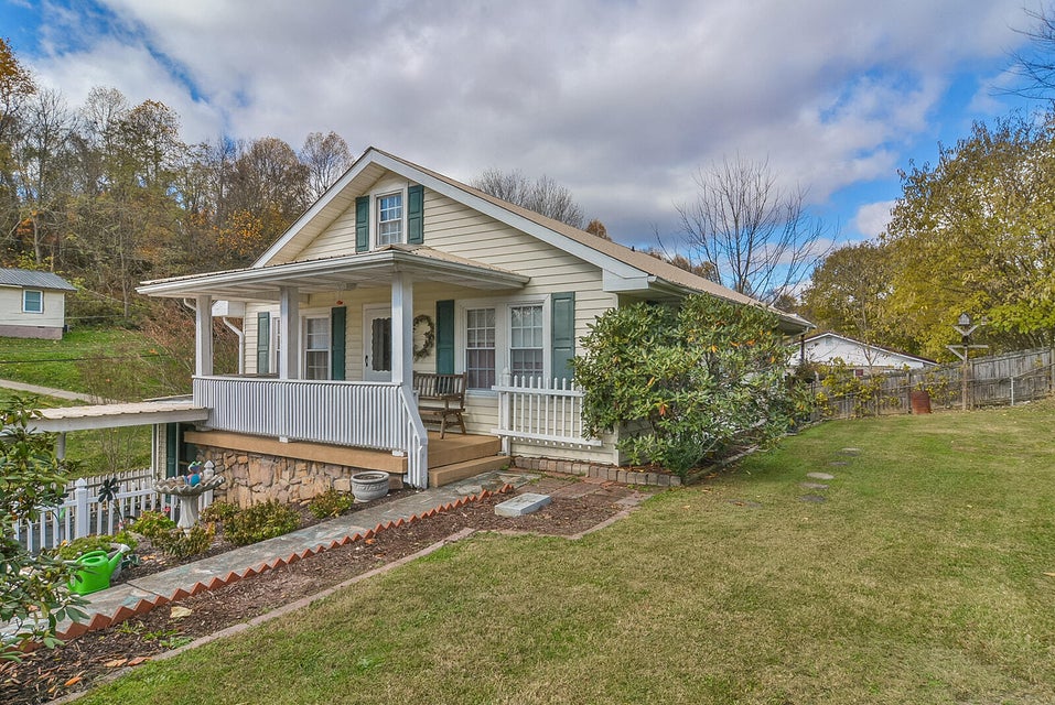 Photo #37: 201 Chadwell Road