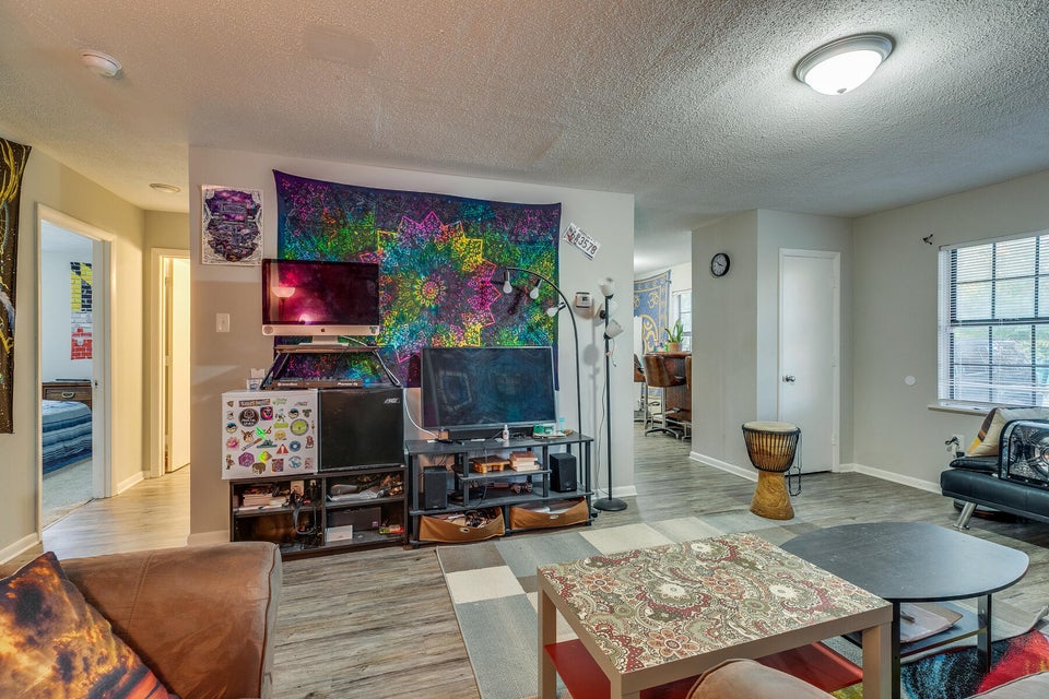 Photo #16: 115 Townview Estates Drive