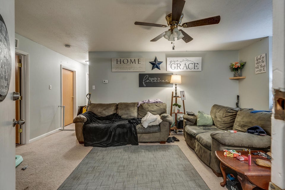 Photo #31: 115 Townview Estates Drive