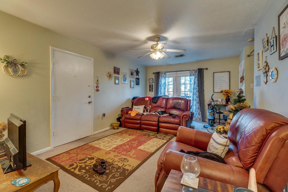 Photo #42: 115 Townview Estates Drive