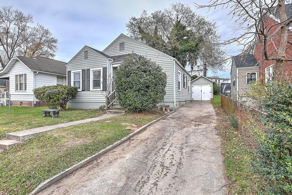 Photo #3: 921 Myrtle Street