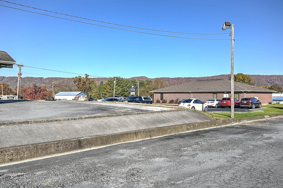 Photo #8: 45 Laurel Gap Drive