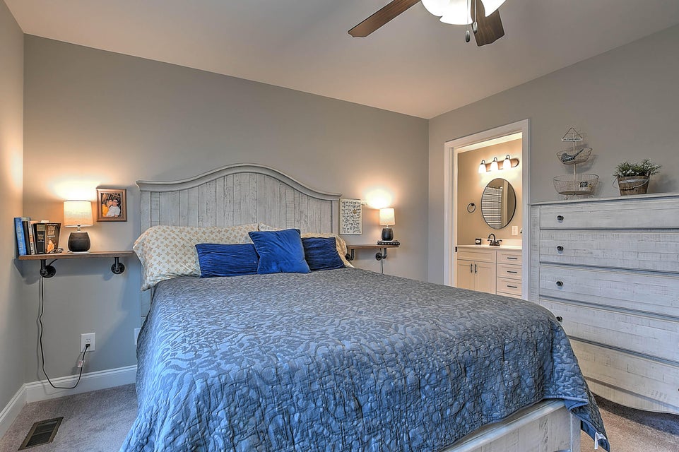 Photo #13: 1338 Lemongrass Drive