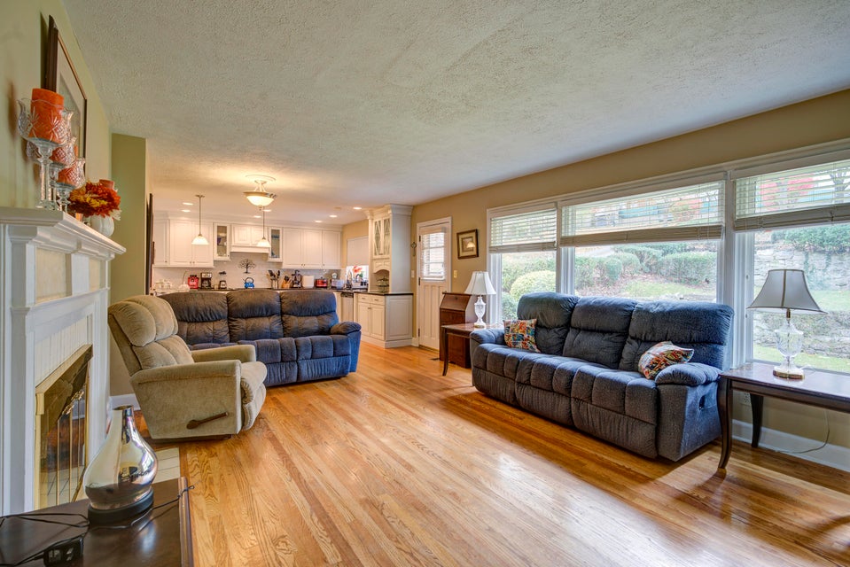 Photo #30: 1409 Dobyns Drive Drive