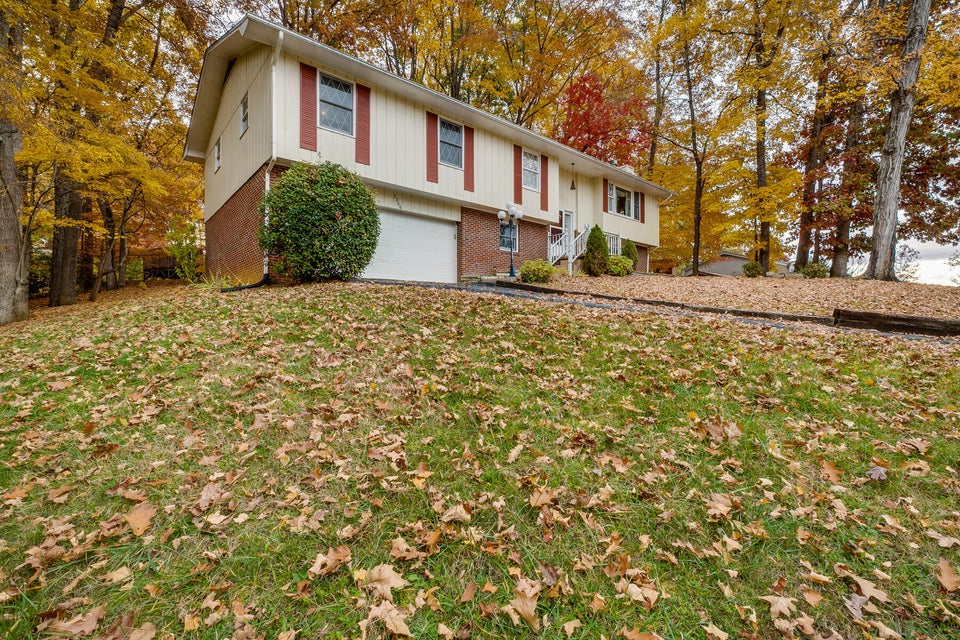 Photo #3: 7366 Pin Oak Circle