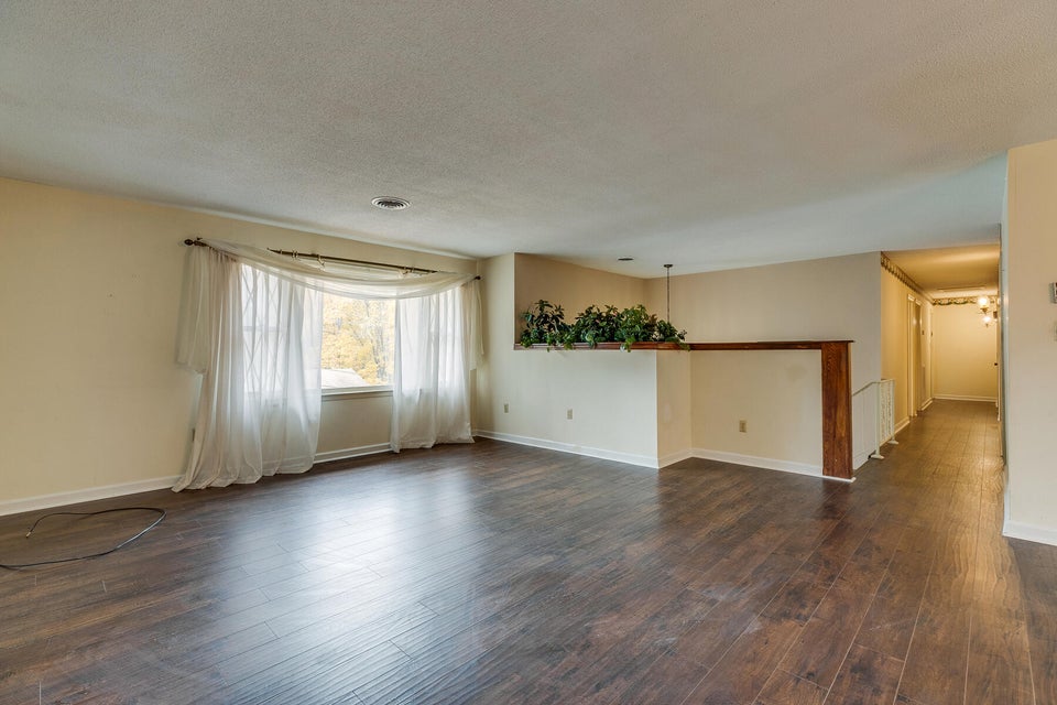 Photo #8: 7366 Pin Oak Circle