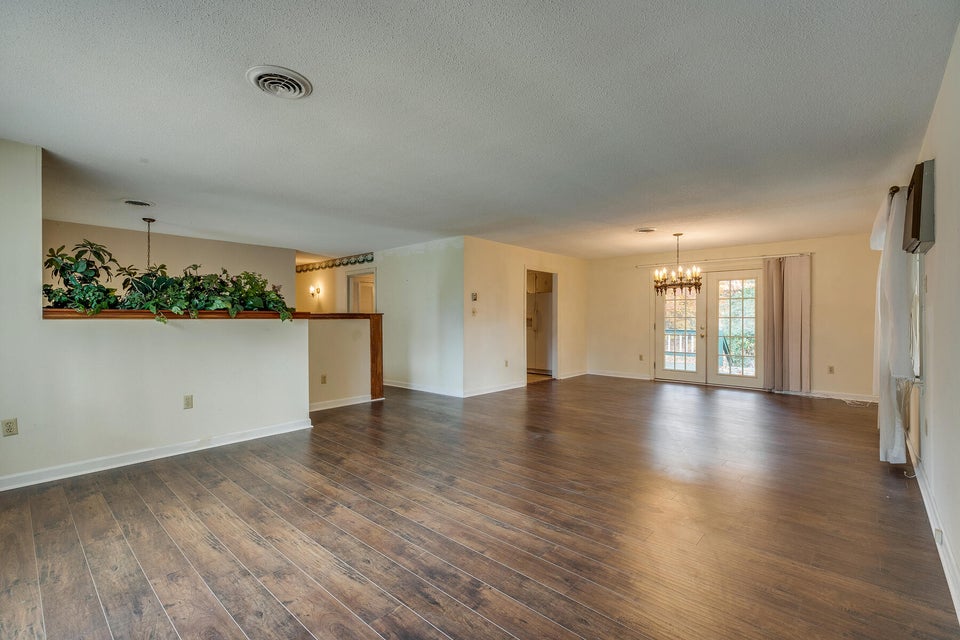 Photo #9: 7366 Pin Oak Circle