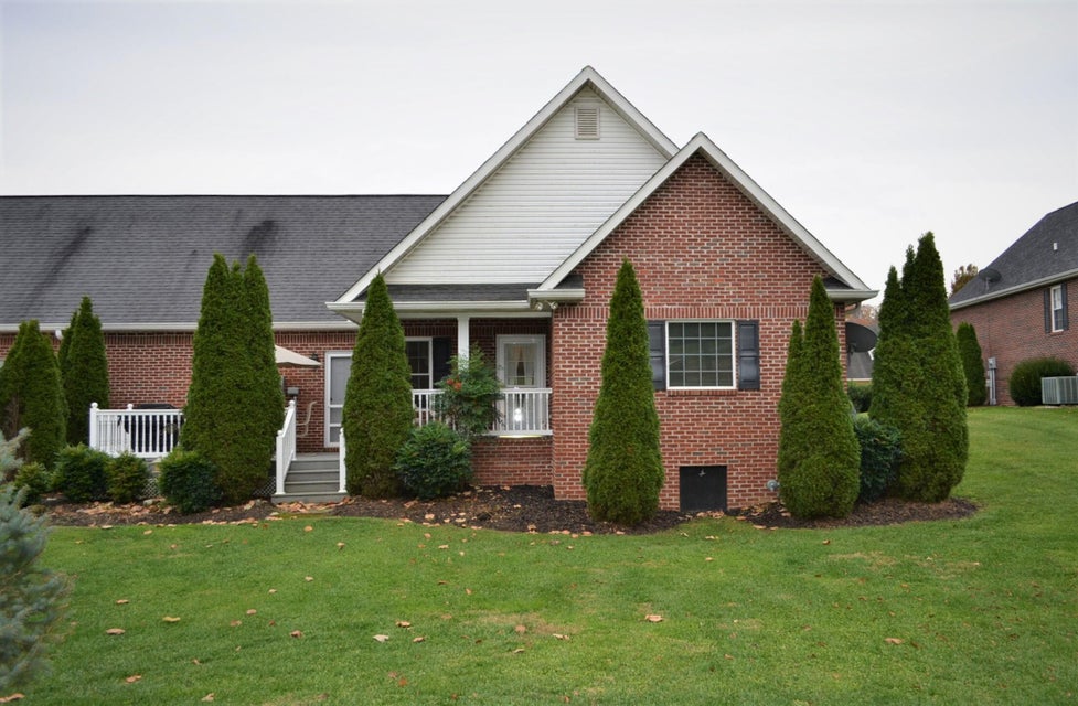 Photo #7: 20293 Millbrook Drive