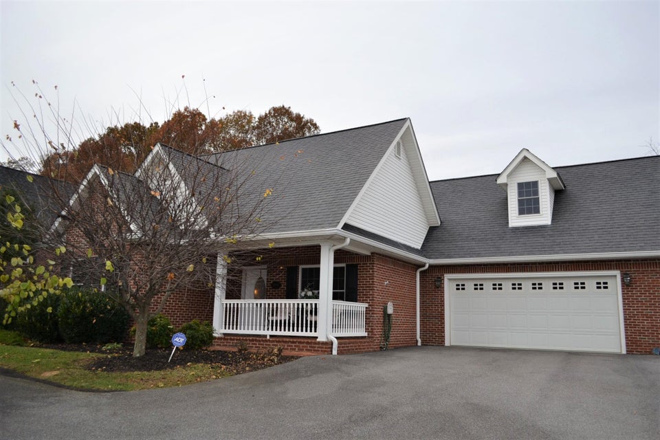 Photo #4: 20293 Millbrook Drive