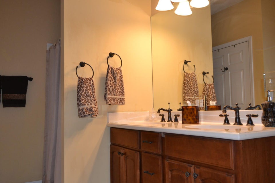 Photo #26: 20293 Millbrook Drive