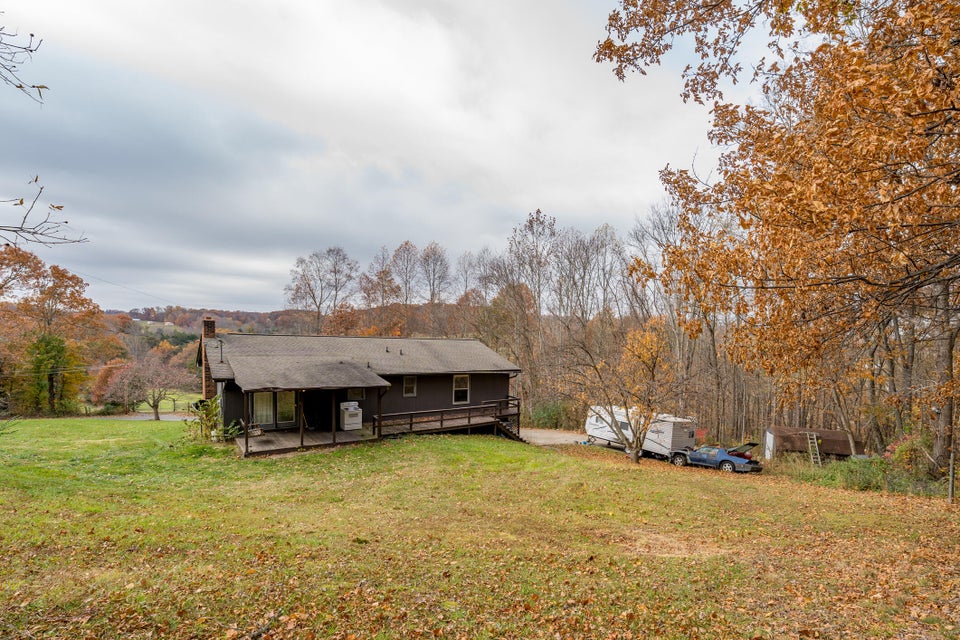 Photo #32: 142 Hunt Road