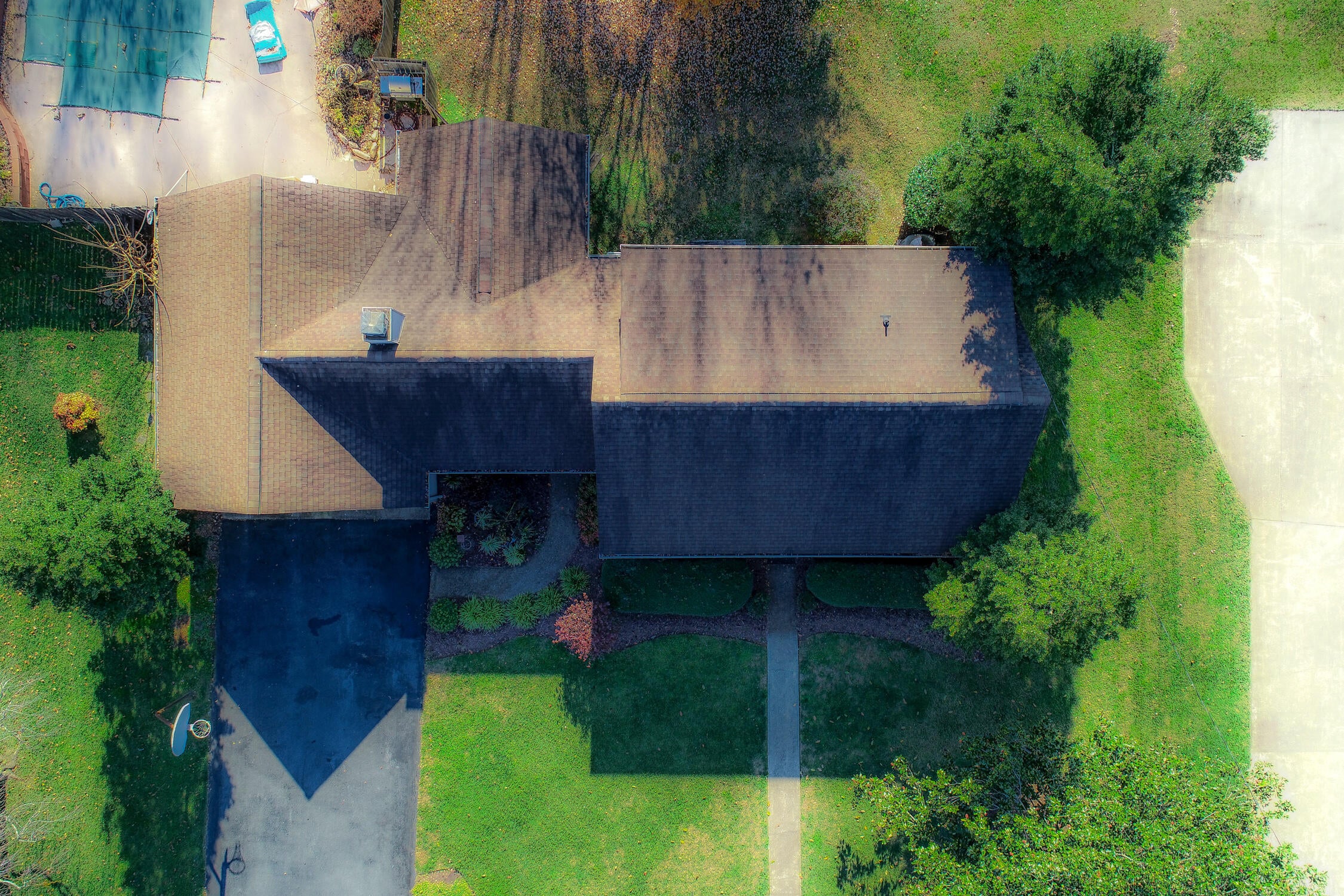Photo #10: 1012 Centerbrook Circle