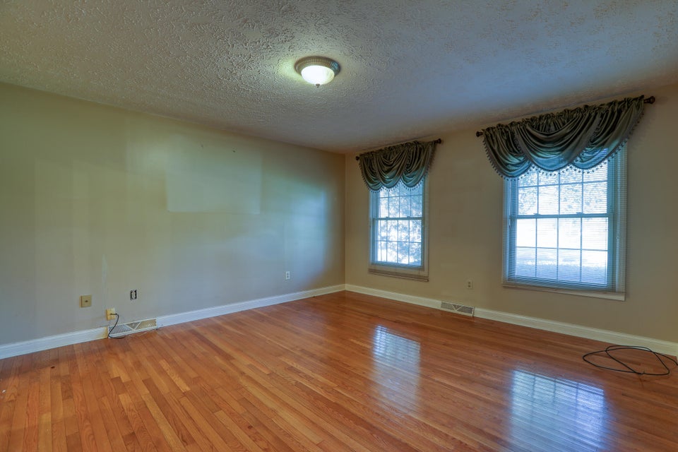 Photo #37: 1012 Centerbrook Circle