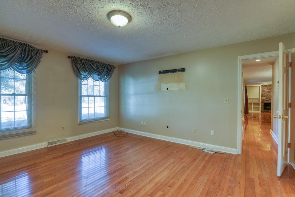 Photo #39: 1012 Centerbrook Circle