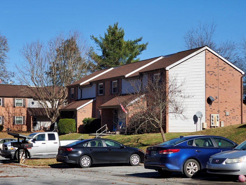 Photo #19: 405 Bicentennial Way