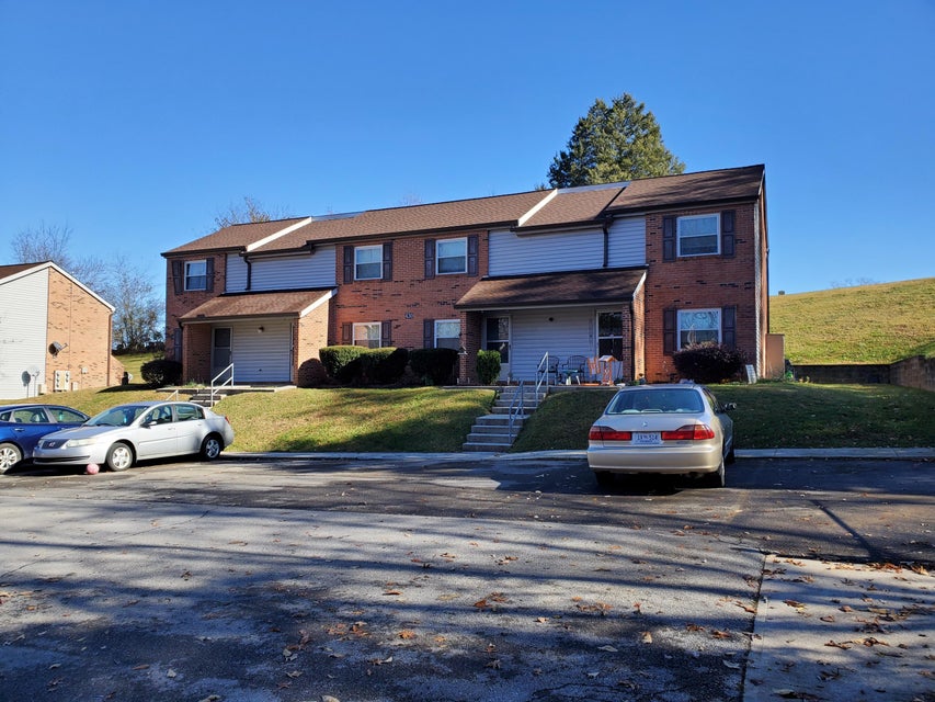 Photo #18: 405 Bicentennial Way