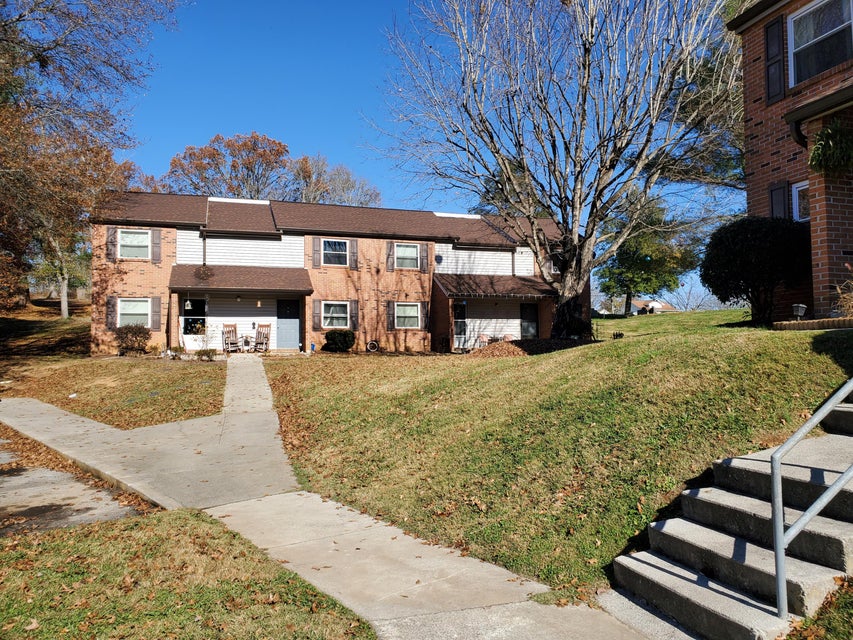 Photo #16: 405 Bicentennial Way