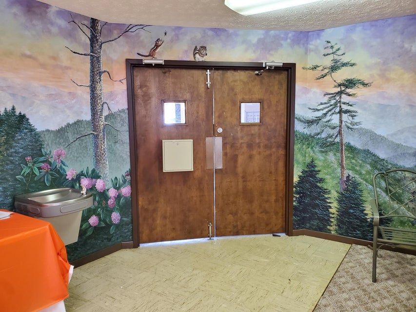 Photo #14: 630 Village Way