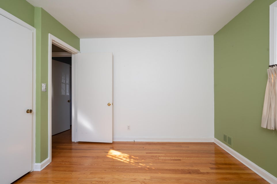 Photo #21: 824 Fairmont Avenue