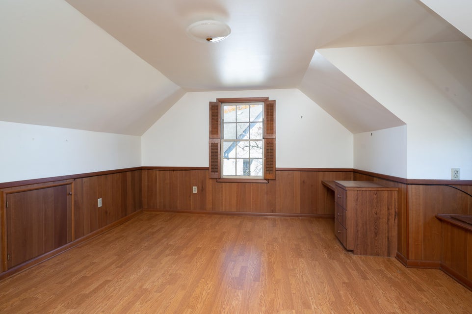 Photo #24: 824 Fairmont Avenue