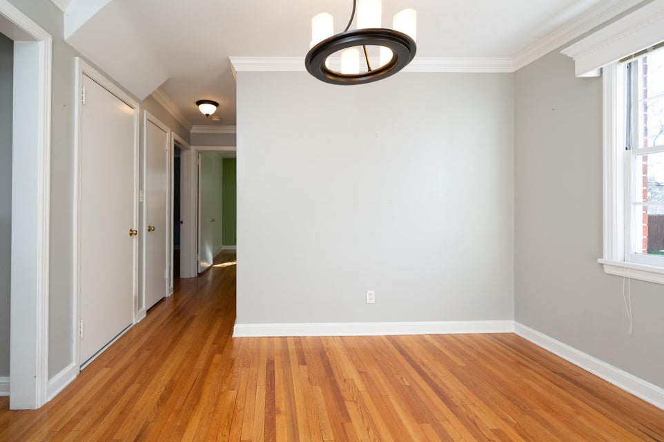 Photo #10: 824 Fairmont Avenue