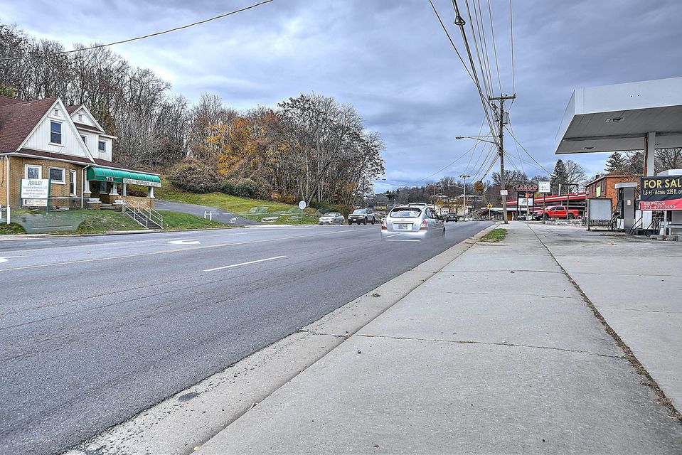 Photo #21: 710 Main Street
