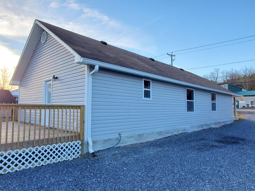 Photo #34: 4105 Sullivan Gardens Drive