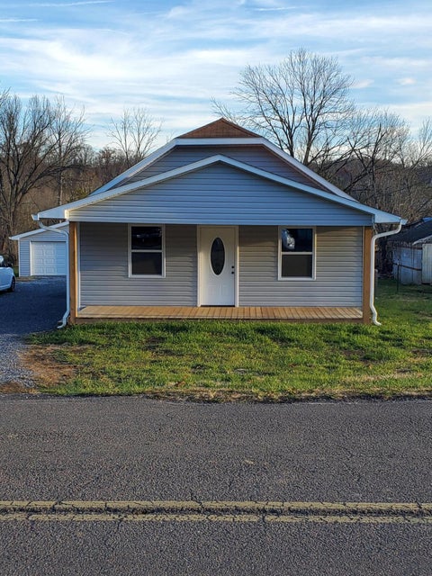 Photo #3: 4105 Sullivan Gardens Drive