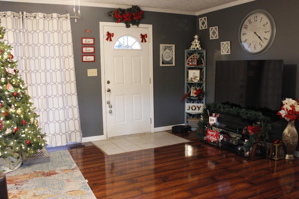 Photo #11: 2235 Morrison Avenue