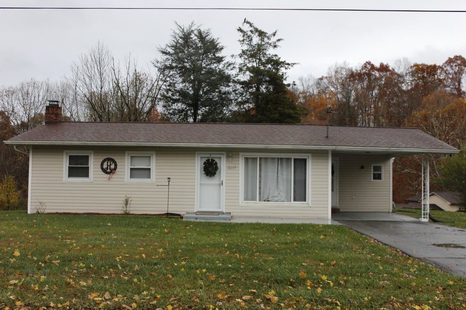 Photo #2: 2235 Morrison Avenue