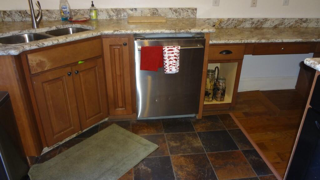 Photo #12: 116 Ruth Masters/Motivated Seller