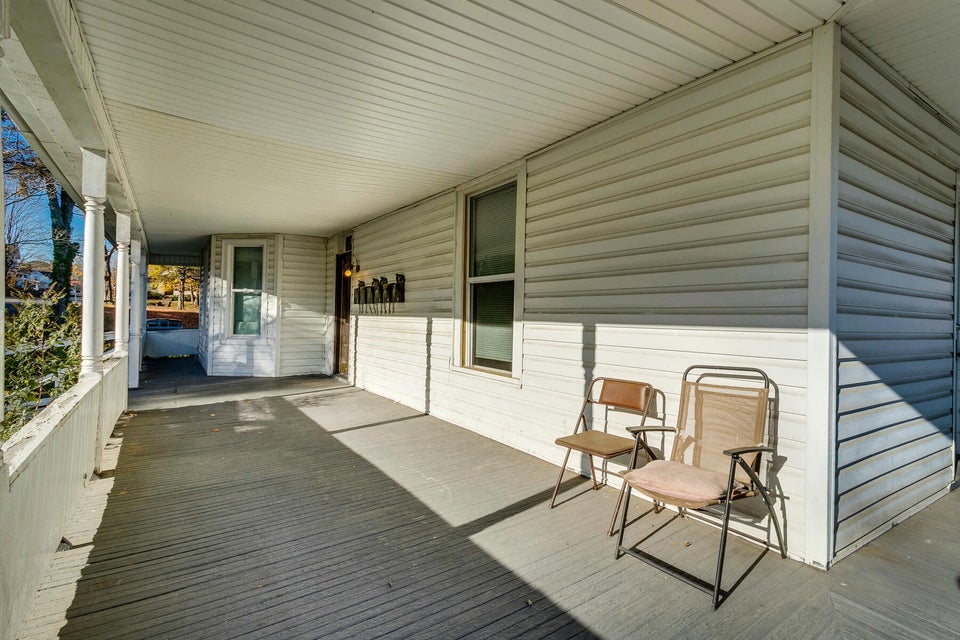 Photo #6: 210 W Locust Street