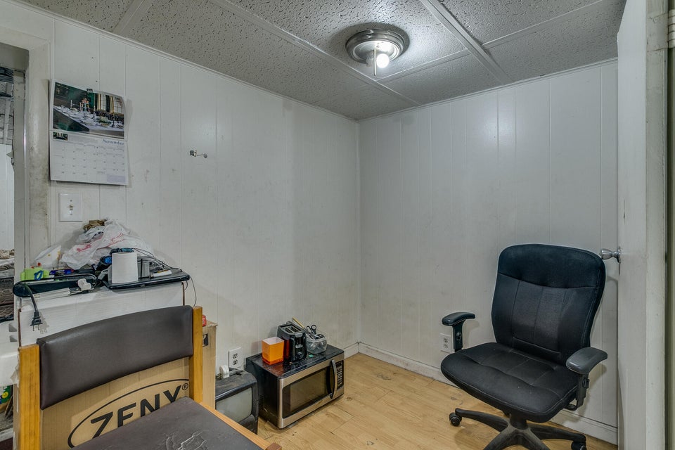 Photo #10: 210 W Locust Street