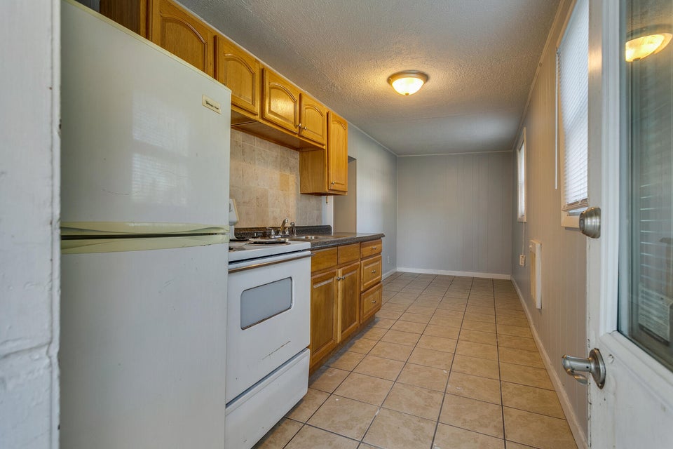 Photo #12: 210 W Locust Street