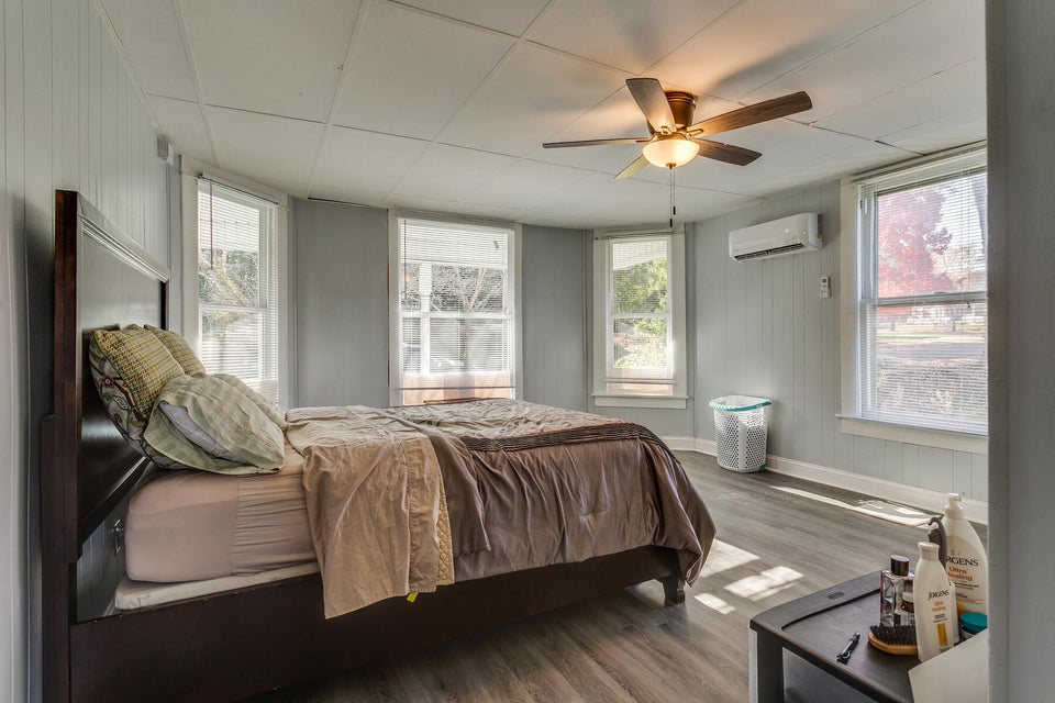Photo #36: 210 W Locust Street