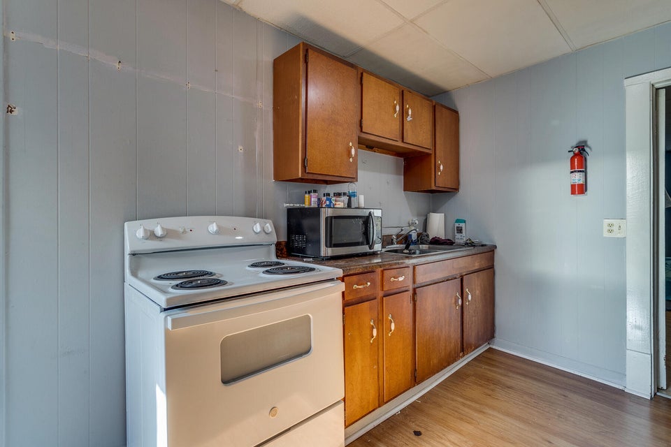 Photo #45: 210 W Locust Street
