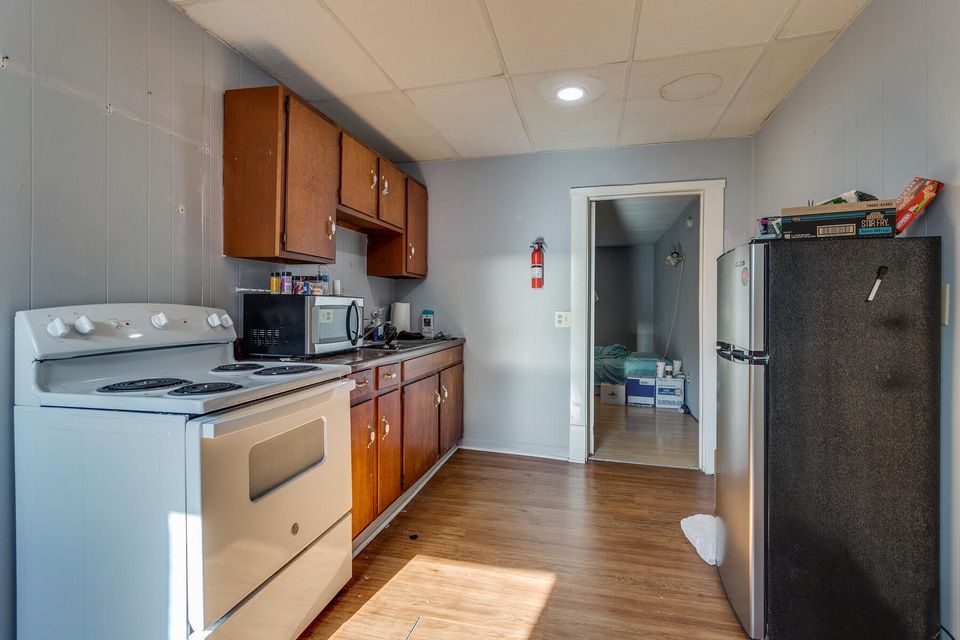 Photo #46: 210 W Locust Street