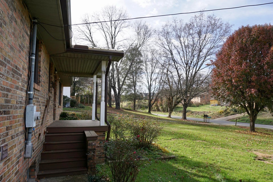 Photo #7: 6120 Old Stage Road