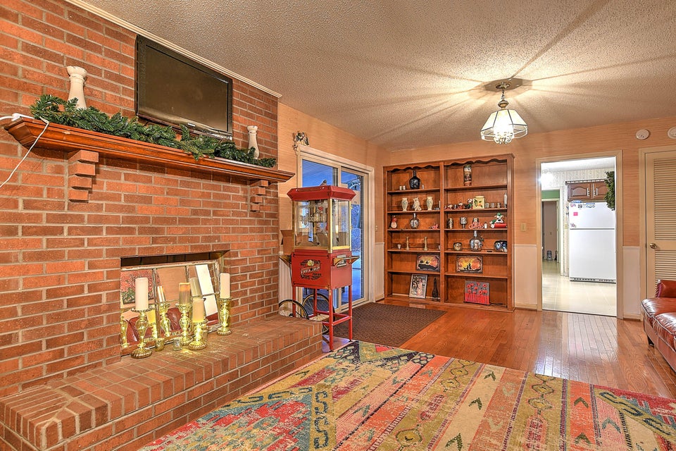 Photo #15: 23491 Walden Road