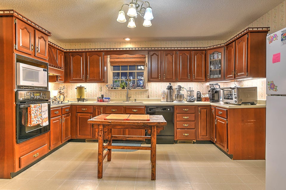 Photo #19: 23491 Walden Road
