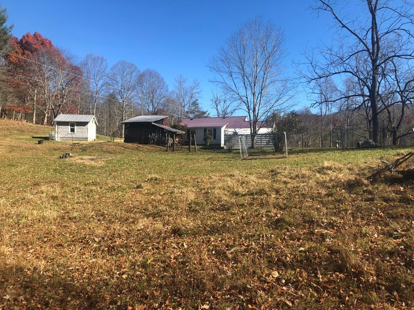 Photo #38: 155 Stout Hollow Road