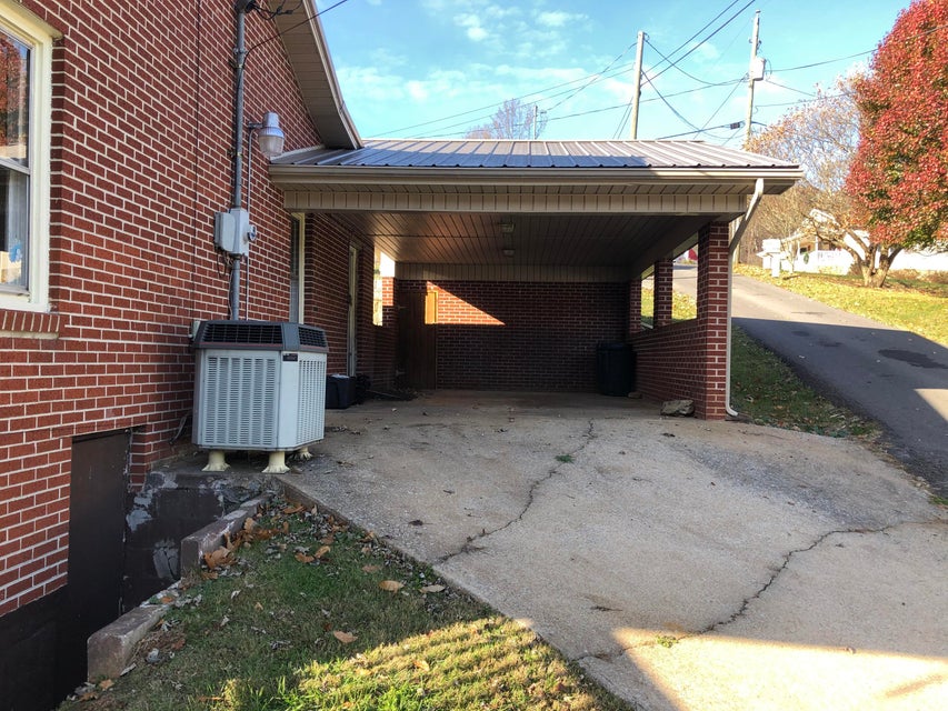 Photo #4: 168 Highland Street