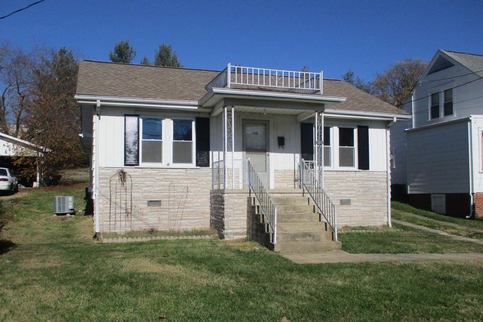 Photo #2: 125 Virginia Street