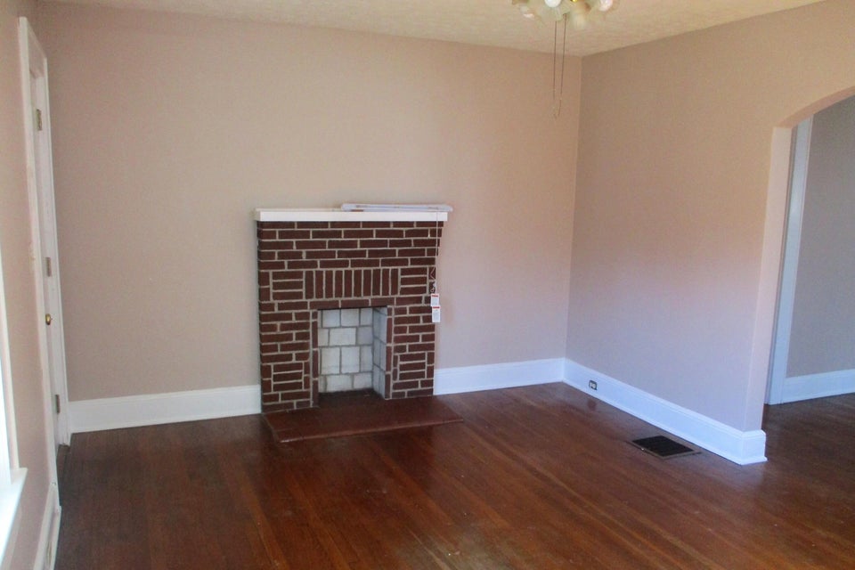 Photo #5: 125 Virginia Street
