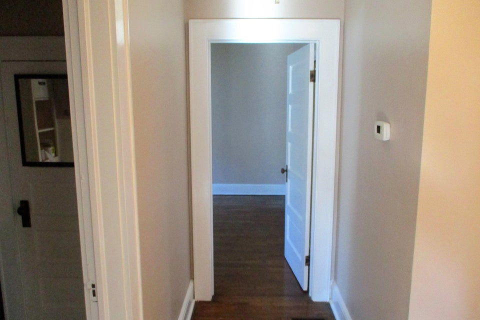 Photo #16: 125 Virginia Street