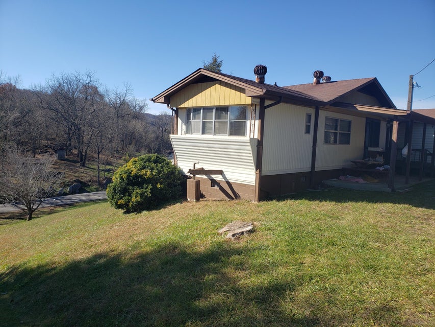 Photo #3: 5454 Bloomingdale Road