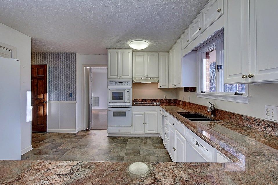 Photo #19: 2509 Essex Drive