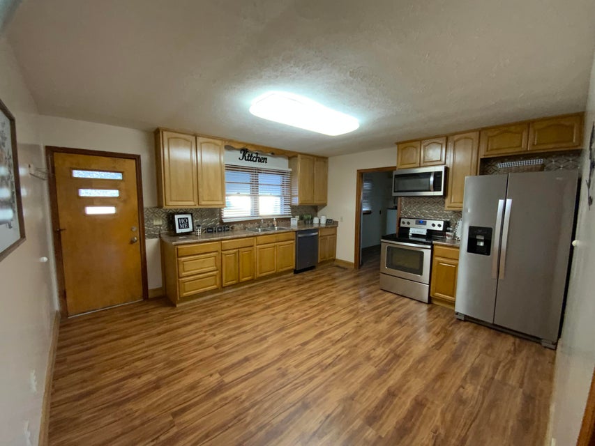 Photo #6: 206 Tennessee Street